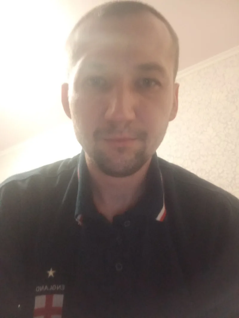 Андрій, 28