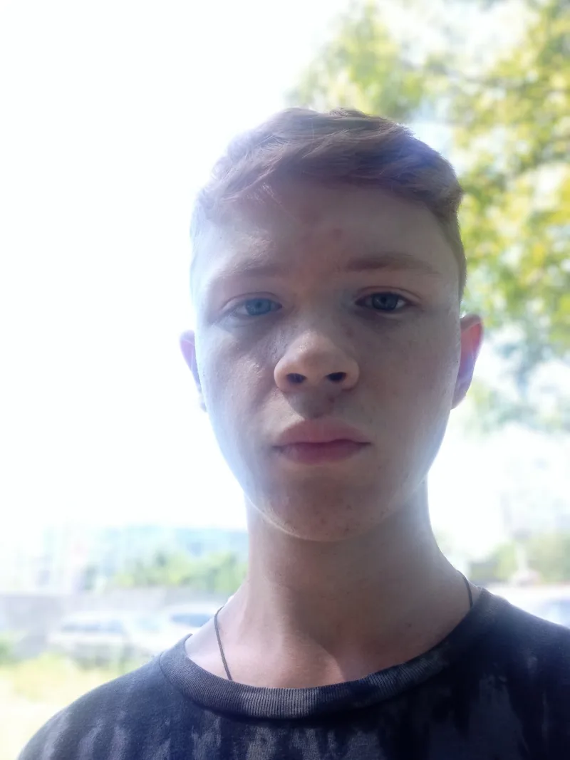 Maksim, 21