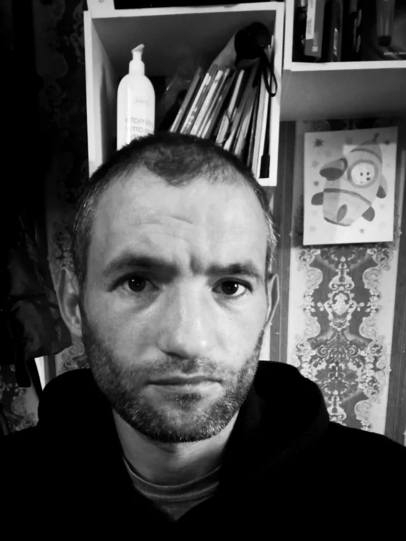 Володимир, 39