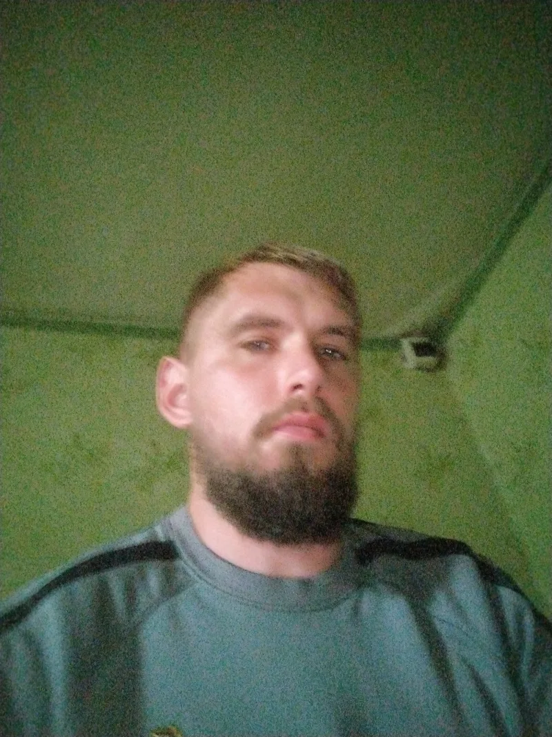 Вова, 27