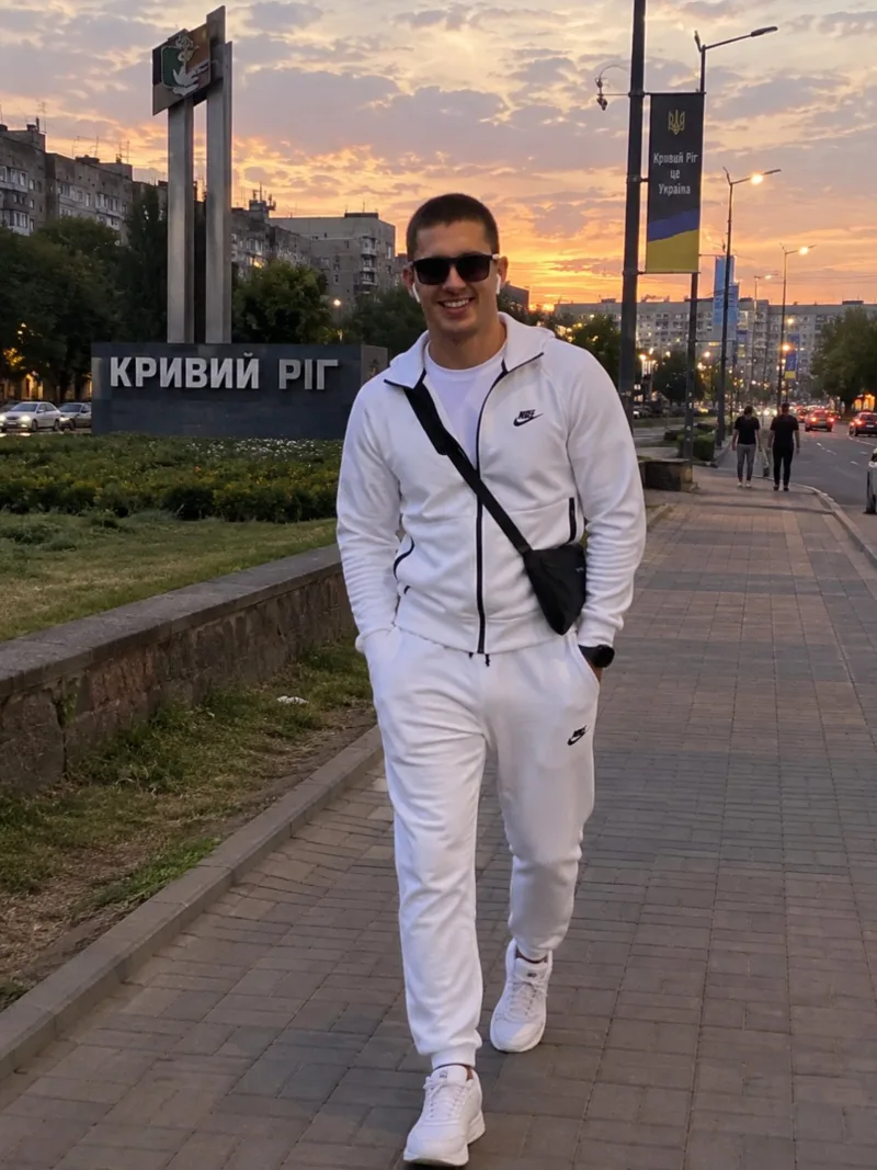Дмитрий, 34
