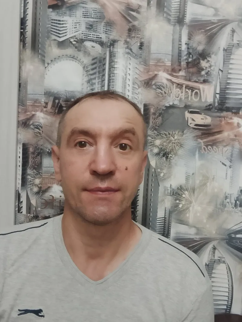 Олег, 48
