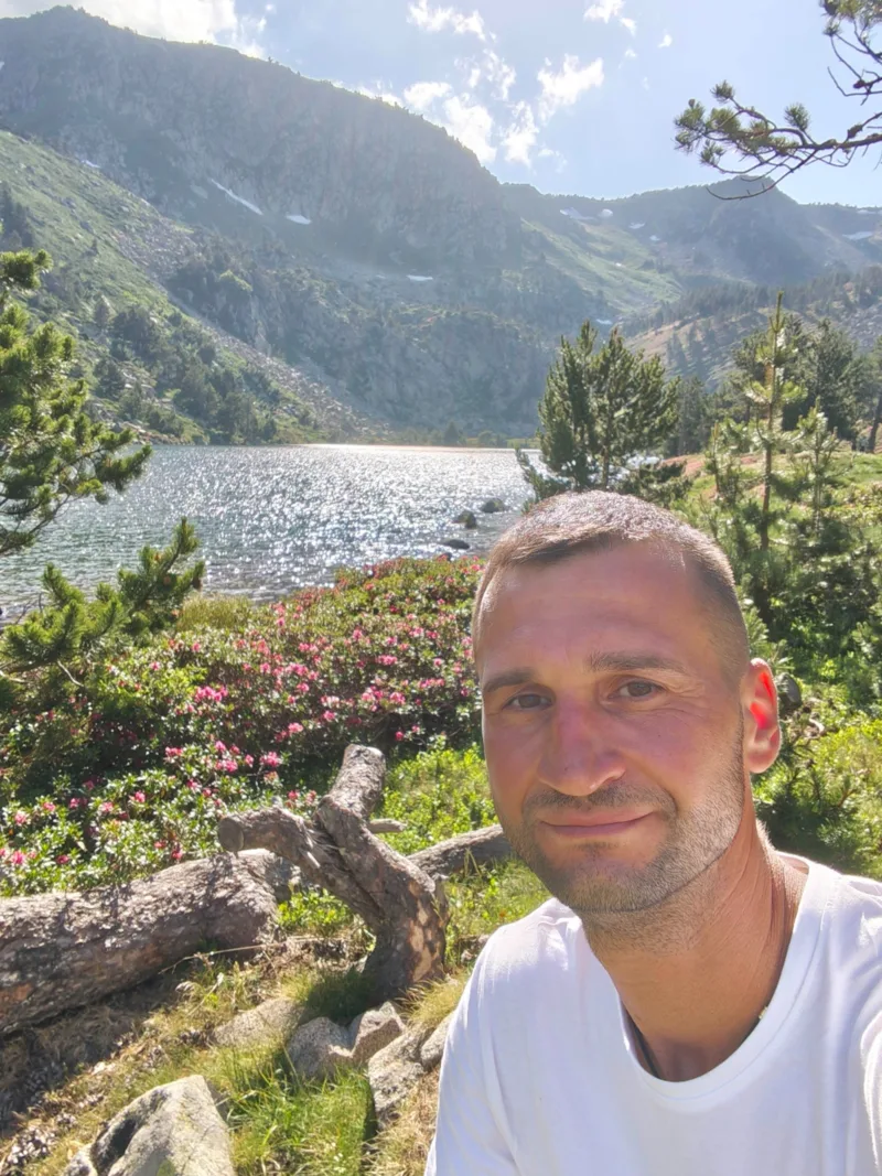 Oleg, 40