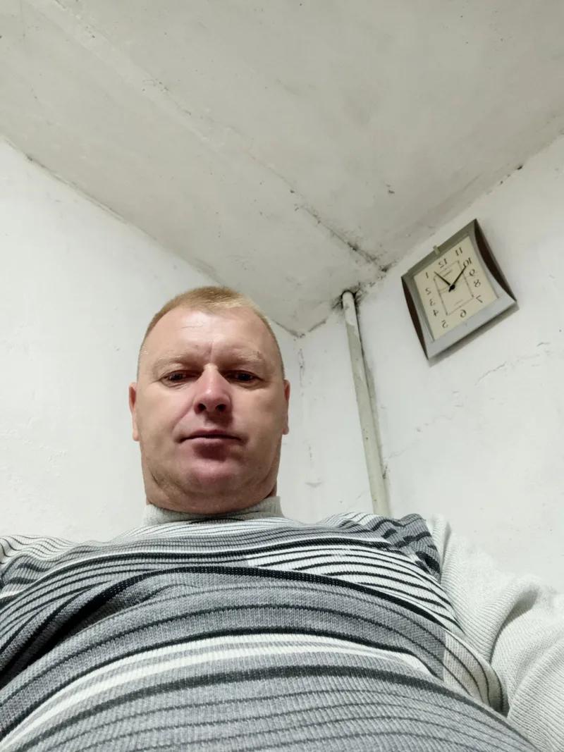Дмитро, 48