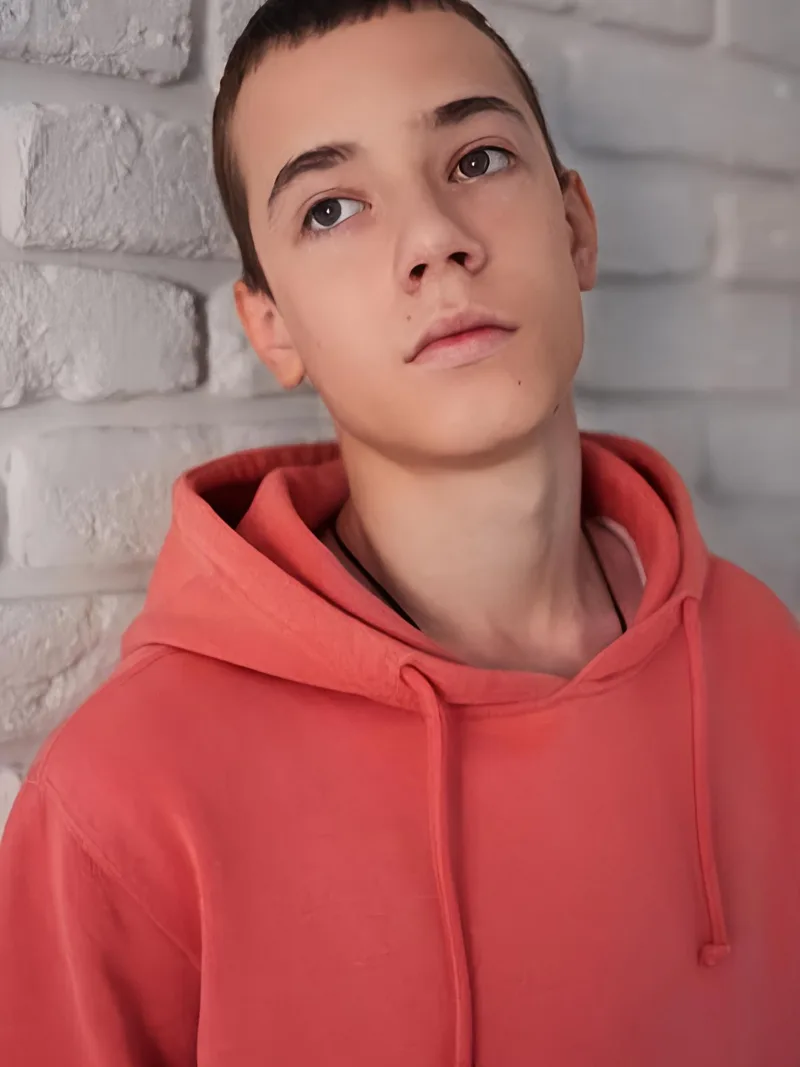 Stas, 18