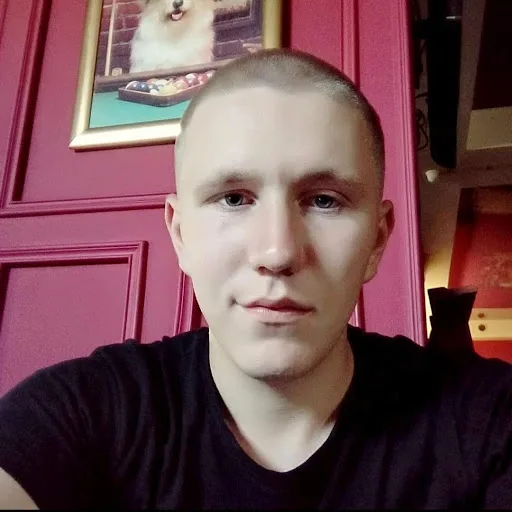 Володимир, 26