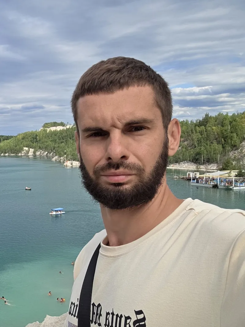 Ihor, 36