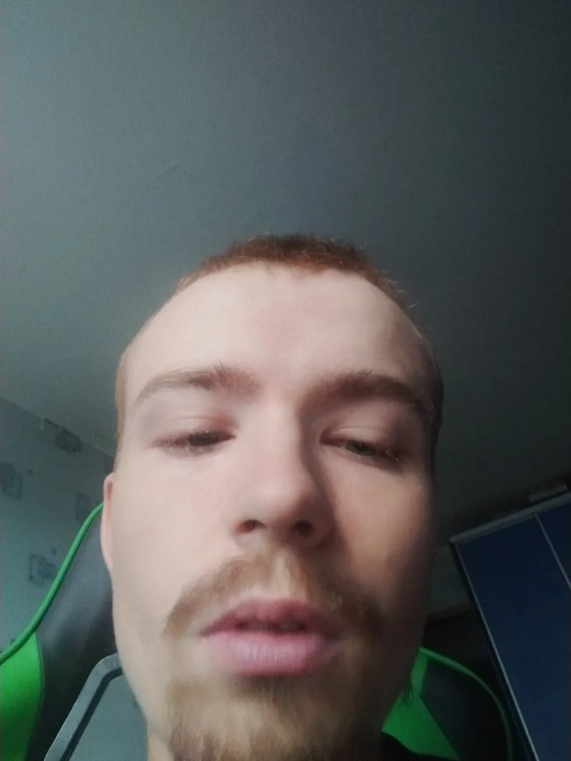 Павло, 26