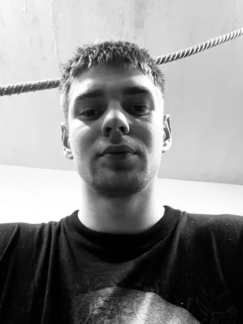 Illya, 27
