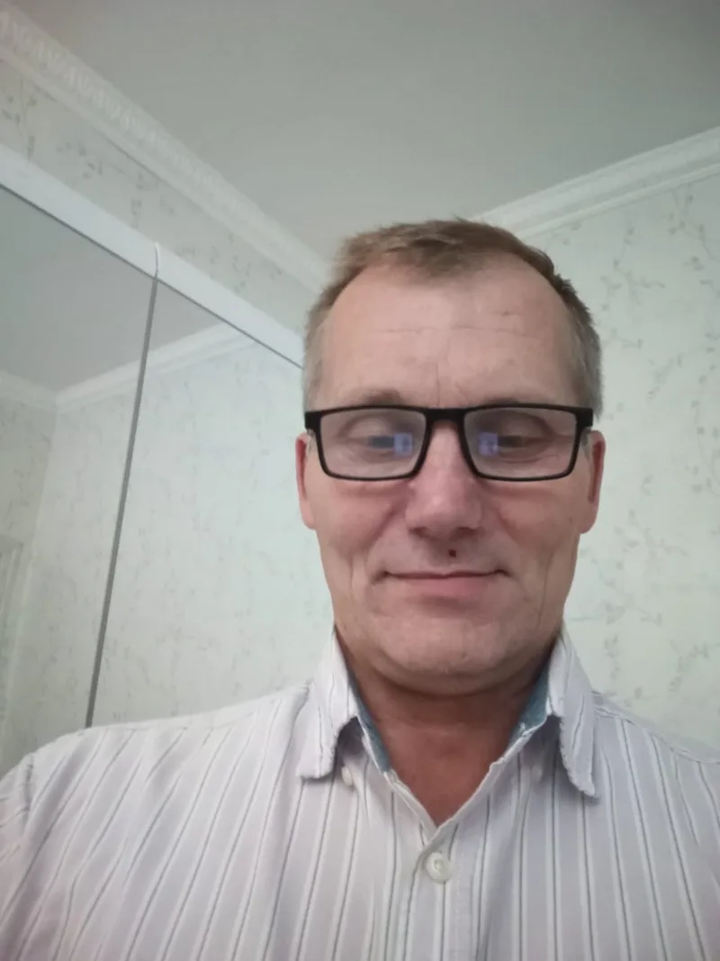 Олександр, 61