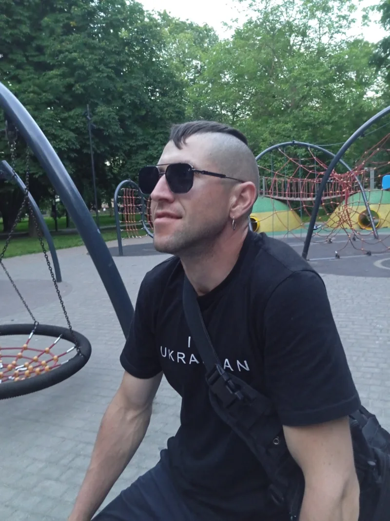 Алекс, 31