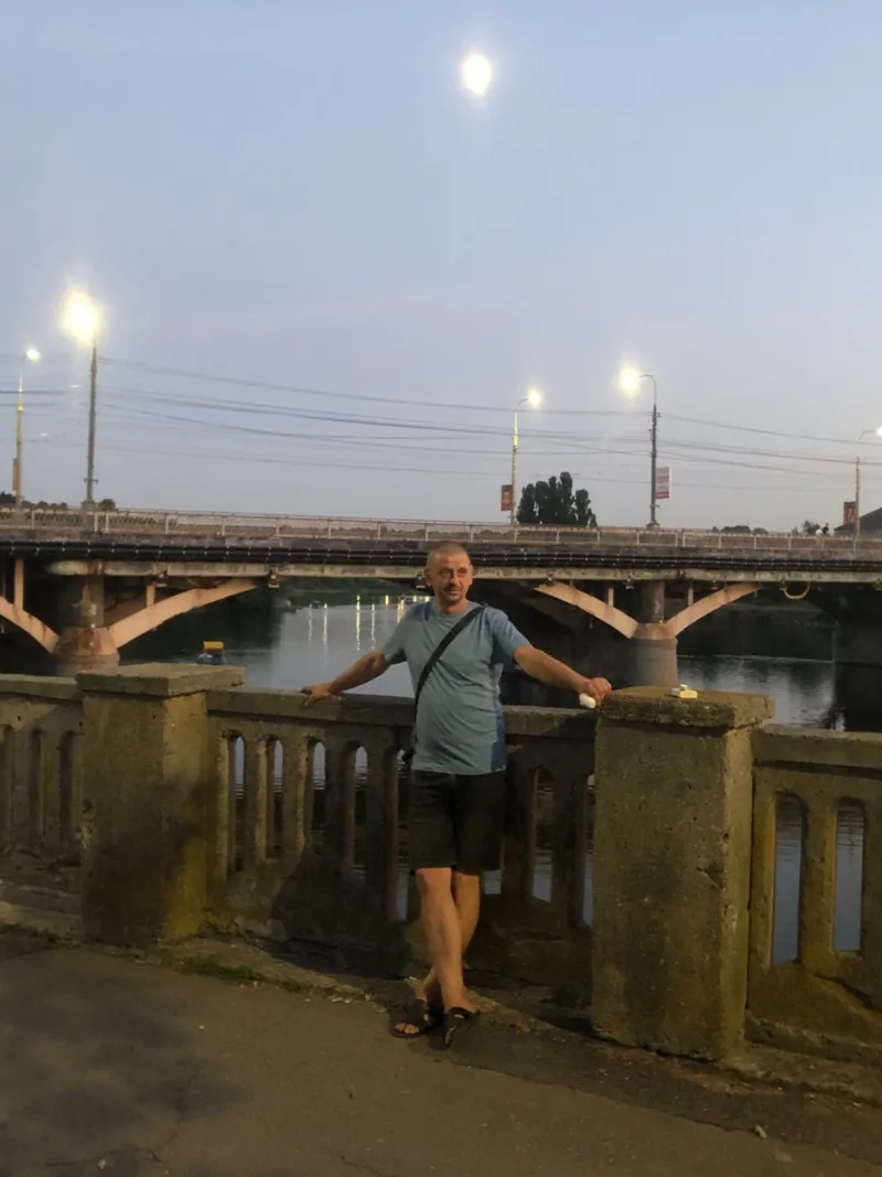 Олександр, 40