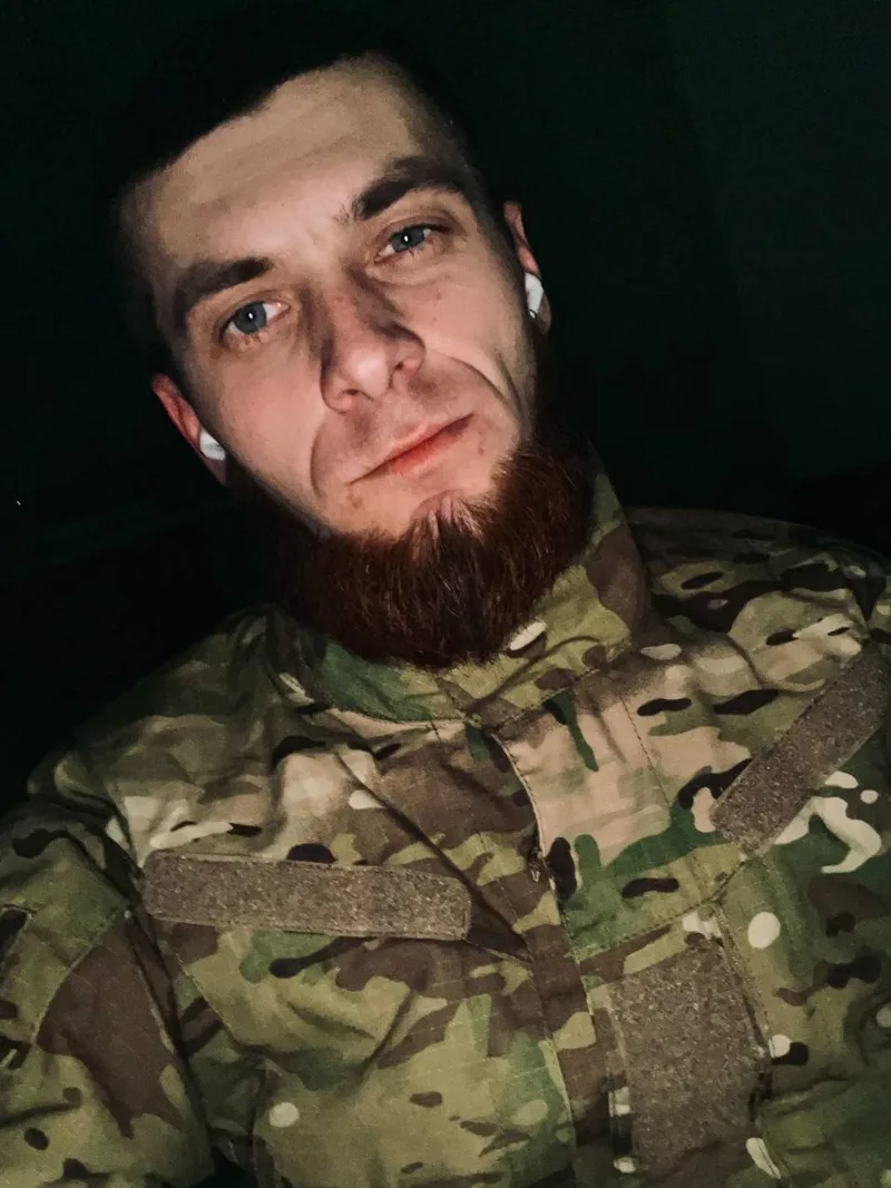 Aleksandr, 28