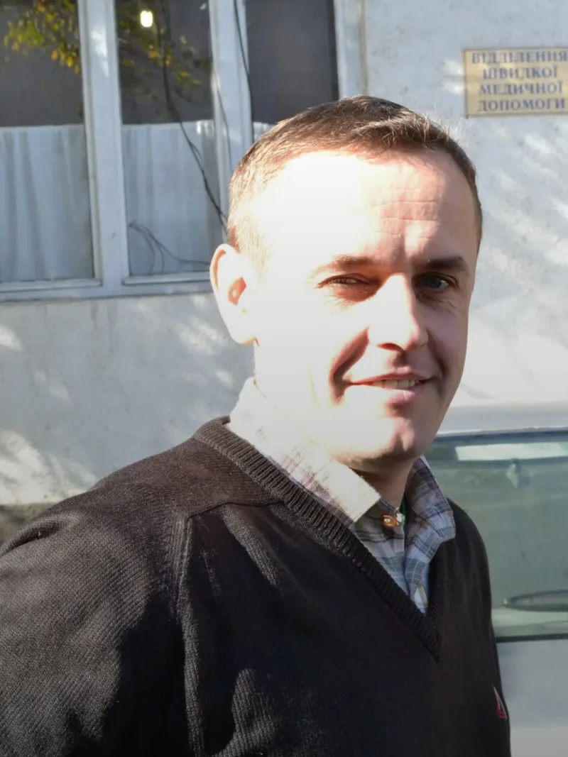 Еді Бісун, 37