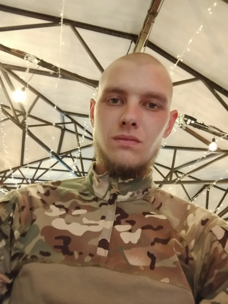 Паша, 22