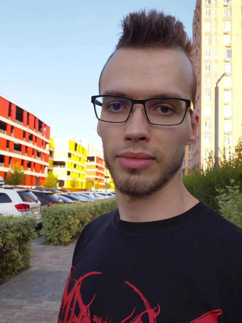 Паша, 27
