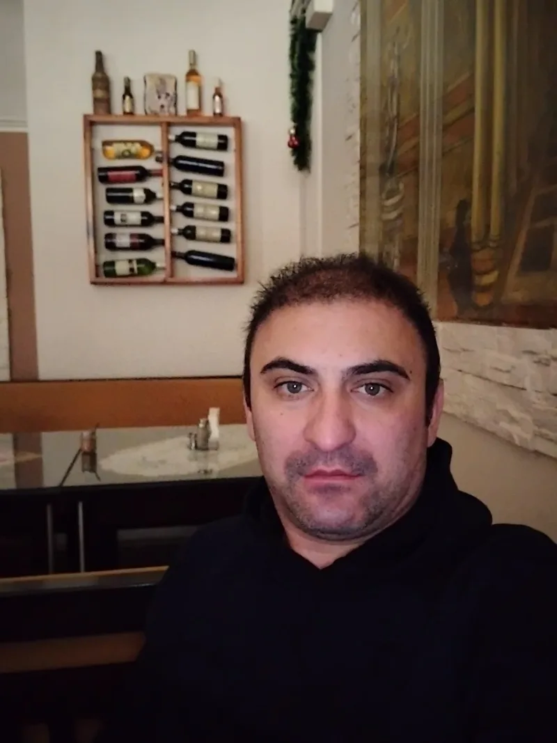 Vasko, 39
