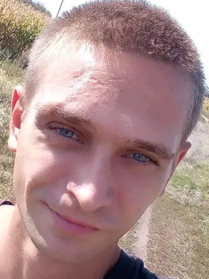 Михайло, 31