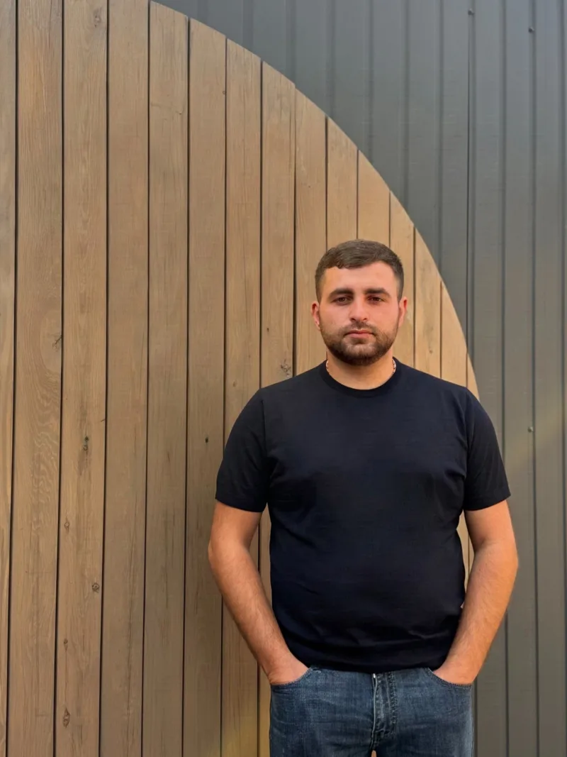Саргис, 26