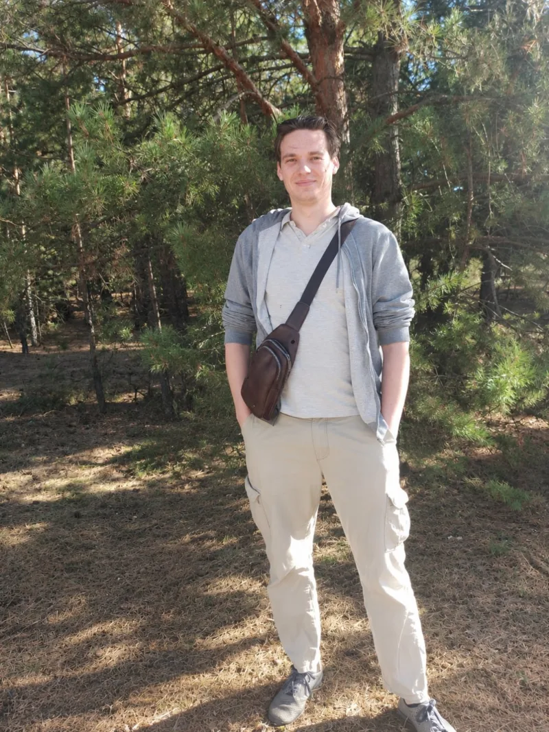 Евгений, 24