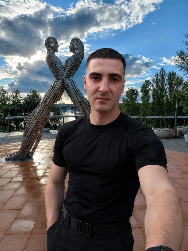 Владислав, 28