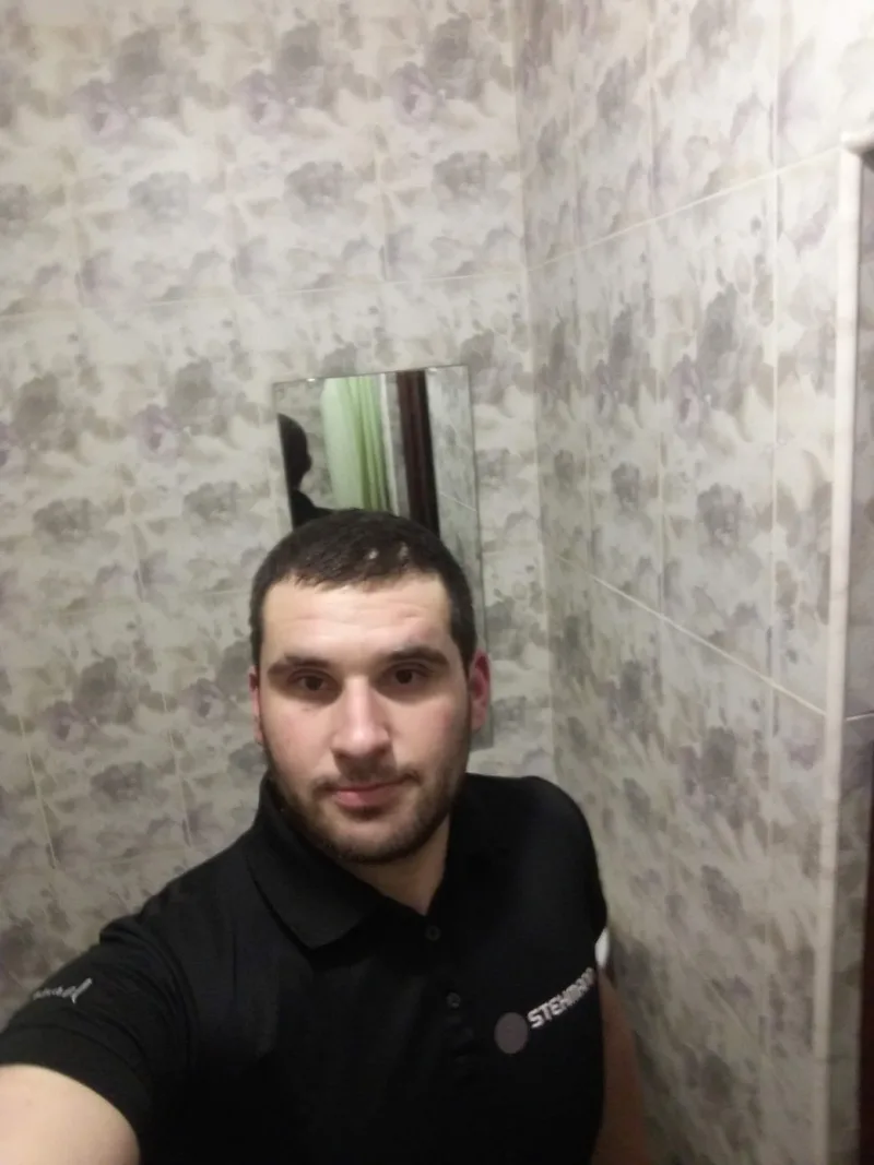 IVAN, 34