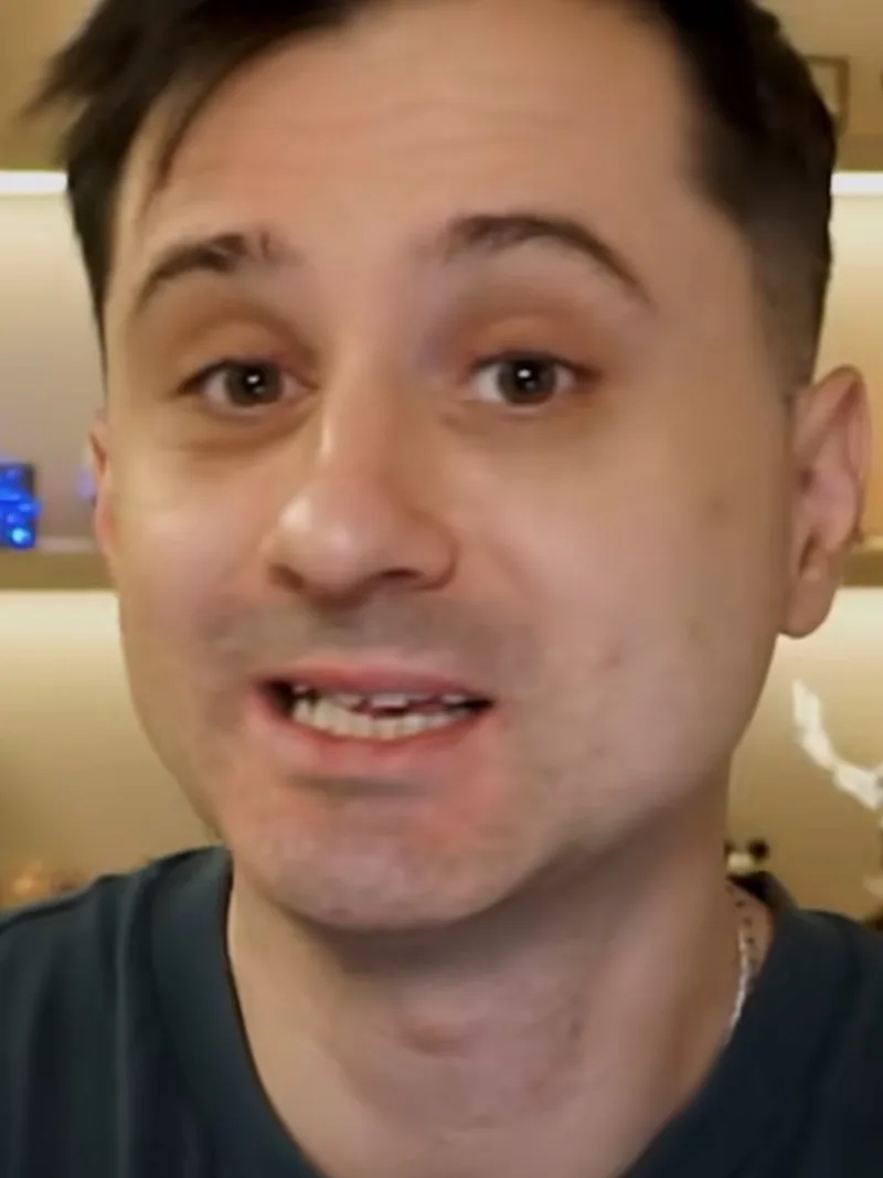 Андрей, 18