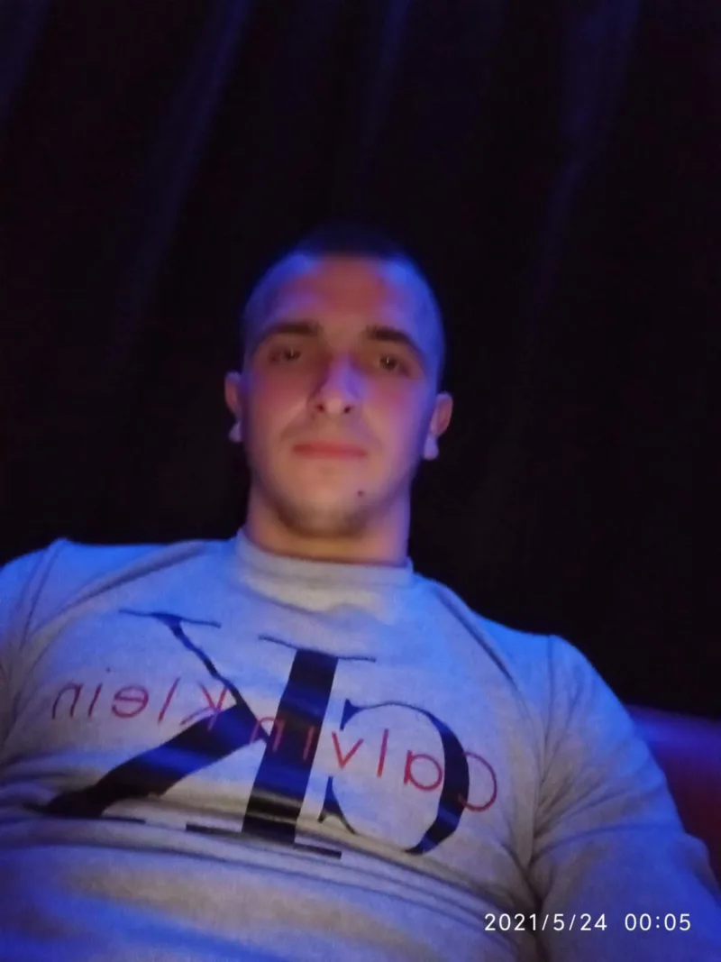 Максим, 28