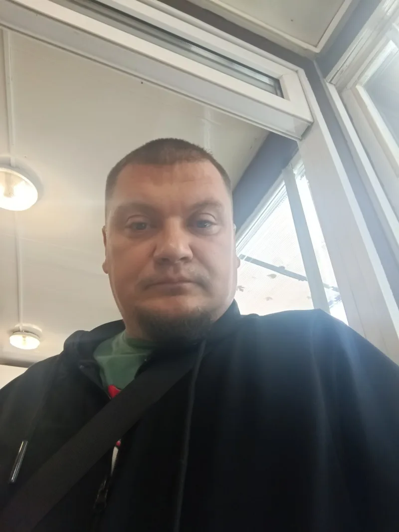 Виталий, 40