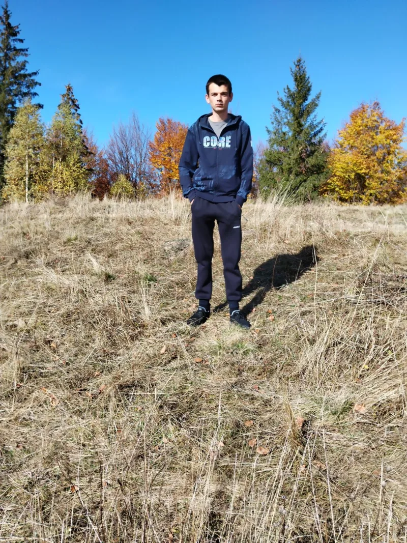 Pavlo, 24