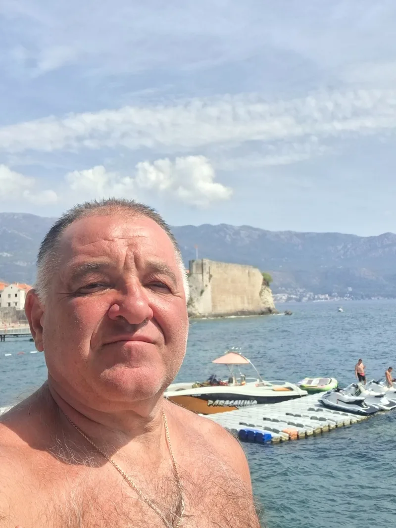 Ігор, 60