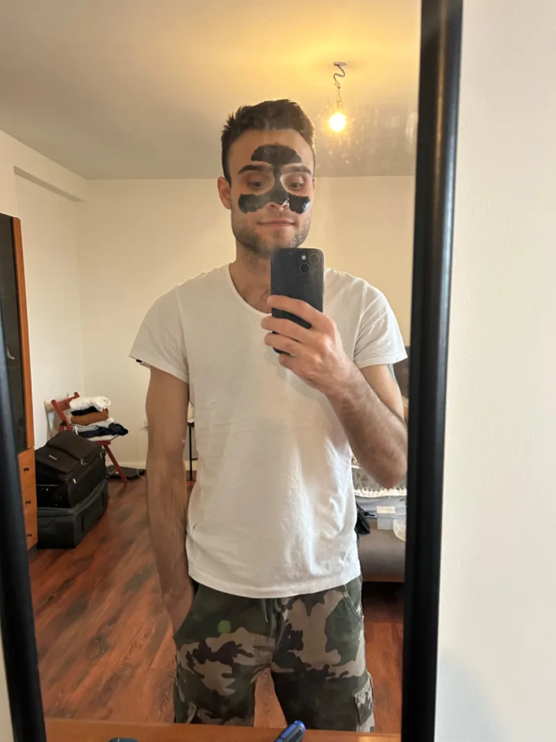 Артем, 26