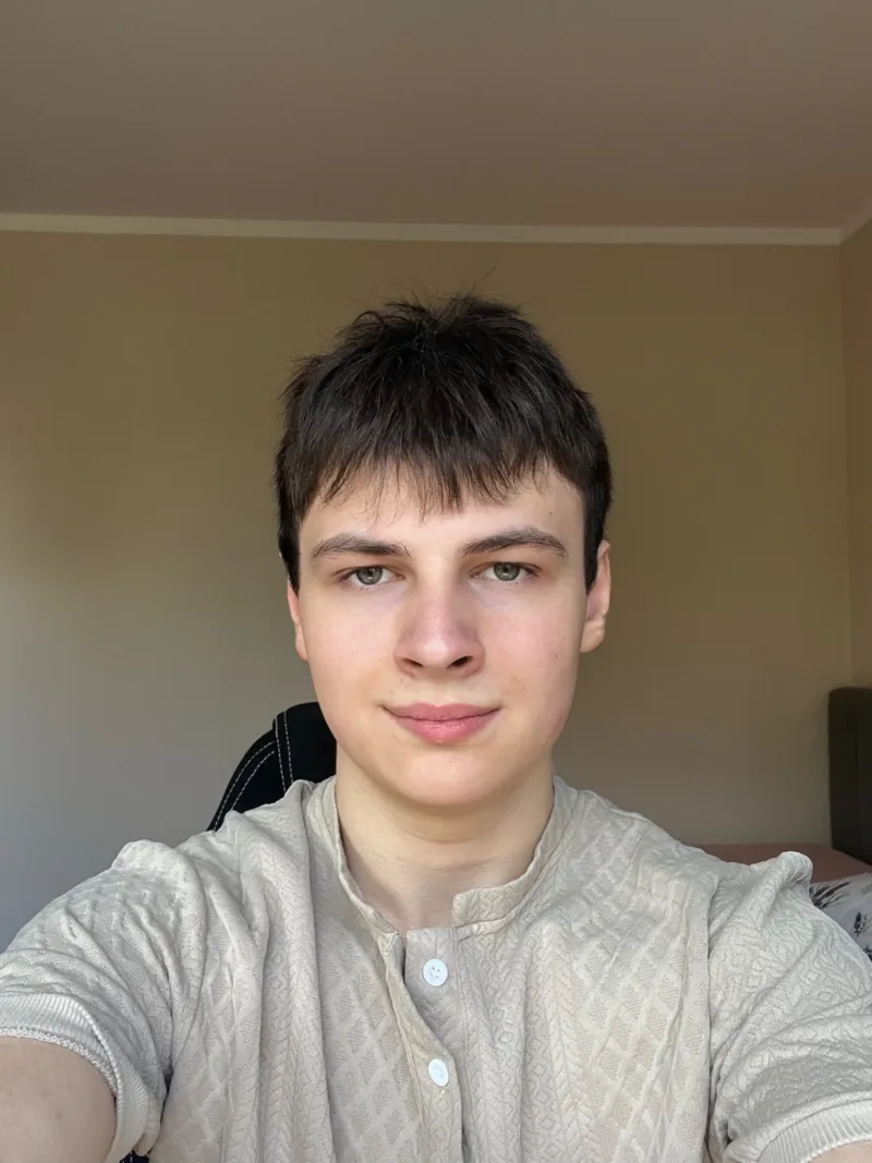 Сергій, 18