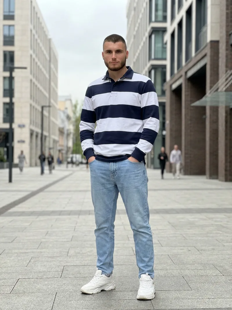 Денис, 35