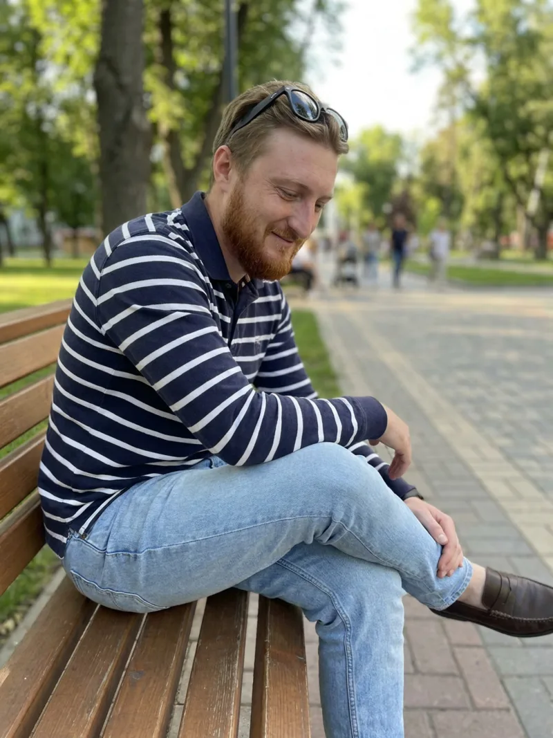 Андрей, 37