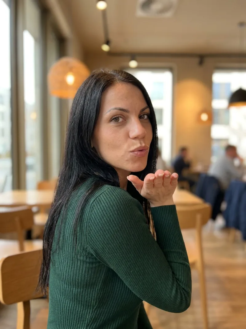 Светлана Кухарчук, 37
