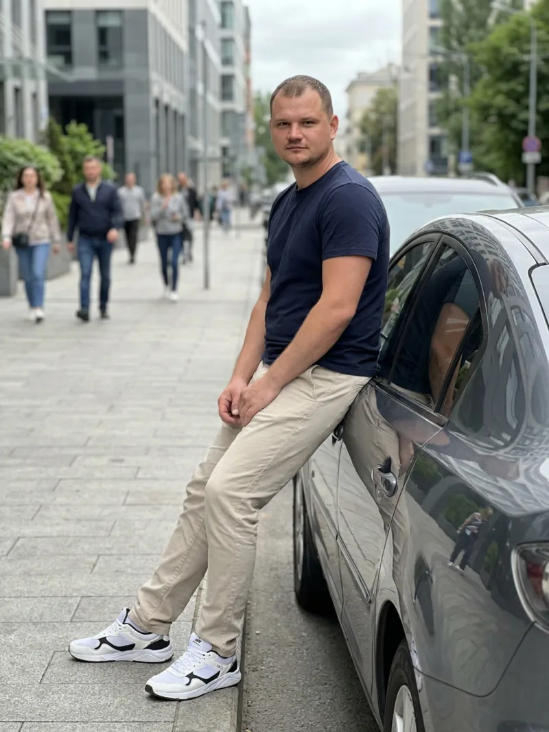 Антон, 37