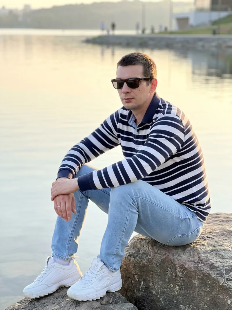 Олександр, 31