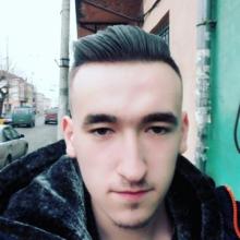 Максим