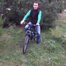Виталий Варыч