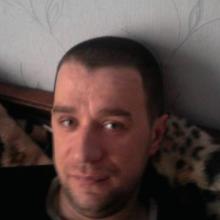 максим