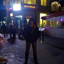 максим