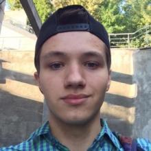 Антон Погребняк