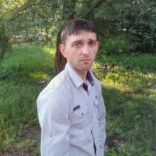 максим 