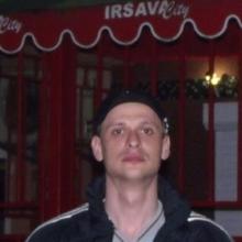 Ю р