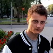 женя 
