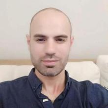 Виктор