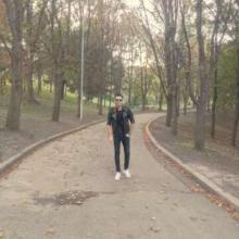 yanis